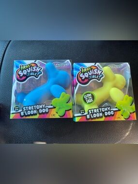 Squishtible Stretchy Balloon Dog Toy - Blue and Yellow